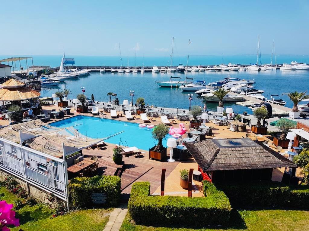 Dolce Vita Sea View Apartment Sveti Vlas Exterior foto